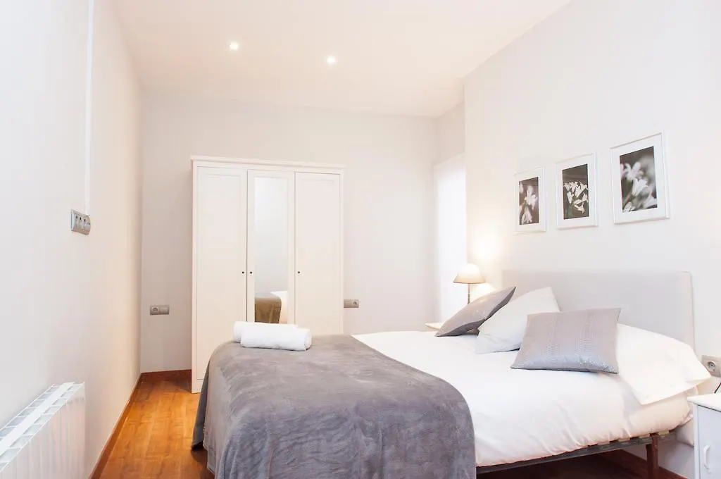 Autentic Arc De Triomf Apartment Barcelona Spain