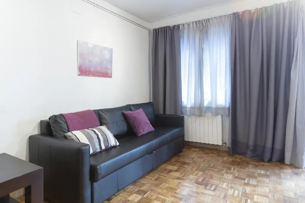 Autentic Arc De Triomf Apartment Barcelona 0*,