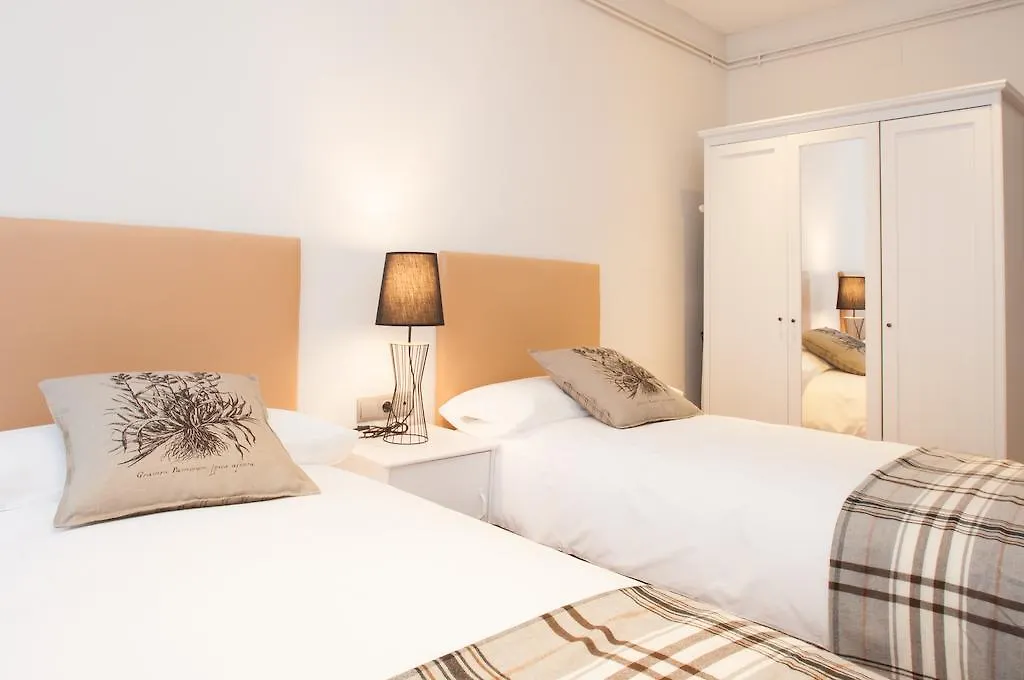 ברצלונה Autentic Arc De Triomf Apartment 0*,